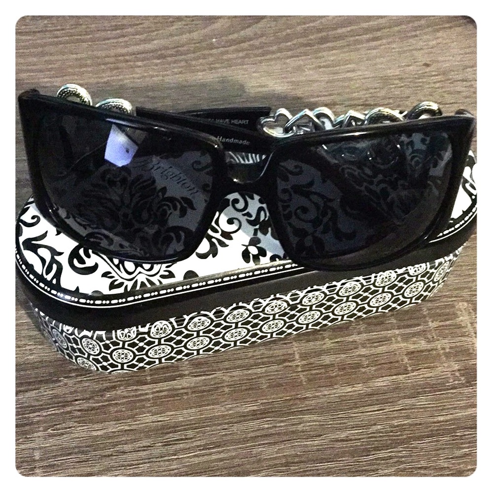 🕶Brighton You Gotta Have ❤️ 🕶